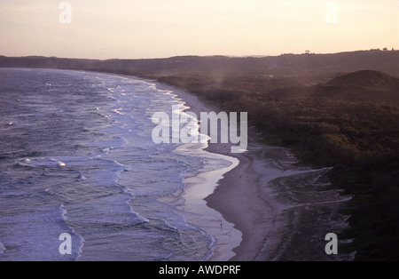 Seven Mile Beach, à la recherche de Cape Byron vers Lennox Head, New South Wales, Australie Banque D'Images