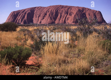 L'Uluru Ayers Rock, le Parc National d'Uluru-Kata Tjuta, Territoire du Nord, Australie Banque D'Images