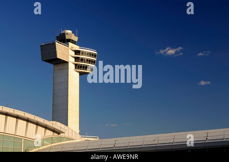 Tour de contrôle, l'aéroport John F Kennedy, New York, USA Banque D'Images