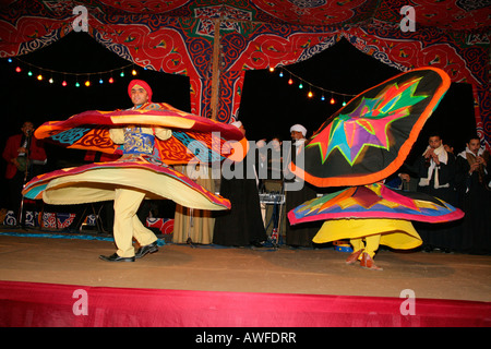 Danseurs derviche, Soufis, Giza, Egypte, Afrique du Nord, Afrique Banque D'Images