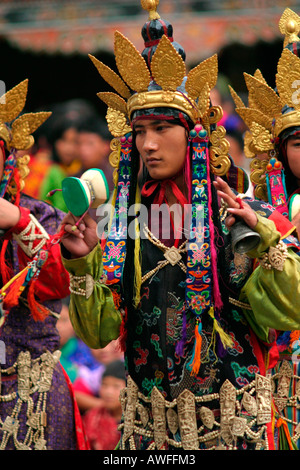 Portrait d'une danseuse au Thimphu Tsechu (festival), au Bhoutan Banque D'Images