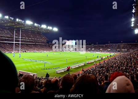 Le stade Croke Park la nuit pendant le Tournoi des 6 Nations 2008 clash entre l'Ecosse et l'Irlande. Banque D'Images