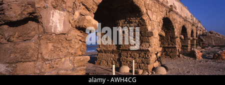 Aqueduc de ceasarea maritima israël Banque D'Images