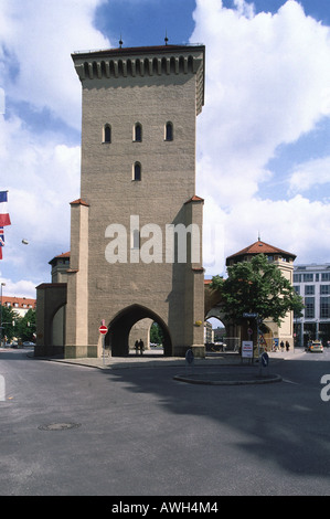 Germany, Bavaria, Munich, l'Isartor, entrée en ville par le sud-est grâce à tour centrale de fortifications originales, Banque D'Images