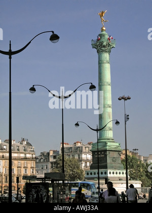 Célébration de la colonne de la révolution de 1830 à la place de la Bastille Banque D'Images