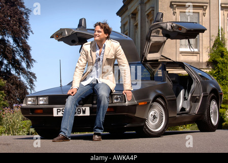 STEPHEN BOWMAN DU GROUPE POP CLASSIQUE BLAKE AVEC SA VOITURE DE LOREAN AUG 2007 Banque D'Images