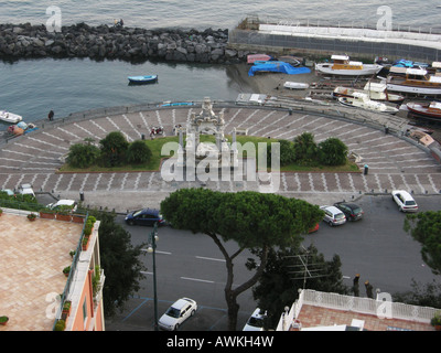 Sebeto fontaine ( ou Fonseca ) dans Largo Sermoneta Caracciolo street - Posillipo Napoli Campania Italia - Europe Italie Naples Banque D'Images