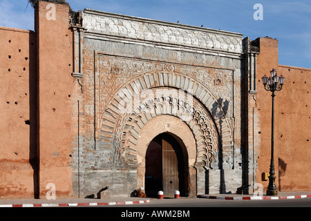 Bab Aguenaou, porte de la ville historique de Marrakech, Maroc, Afrique Banque D'Images