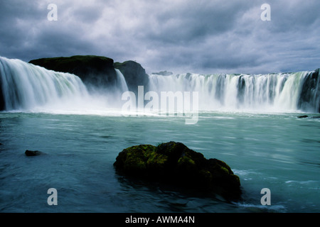 Cascade Godafoss, l'Islande, l'Océan Atlantique Banque D'Images