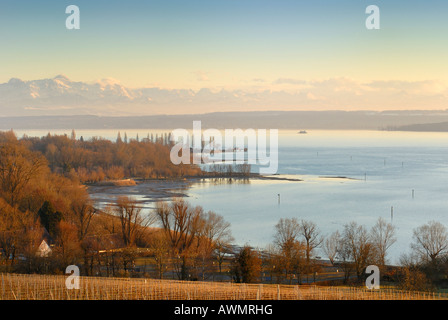 Vue sur le lac de Constance près de Meersburg, Bade-Wurtemberg, Allemagne, Europe Banque D'Images