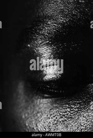 Man's eye, Close up, noir et blanc. Banque D'Images