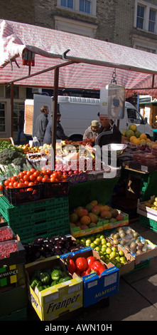 Stand de fruits et légumes, Portobello Road, Notting Hill, London, W11 Banque D'Images