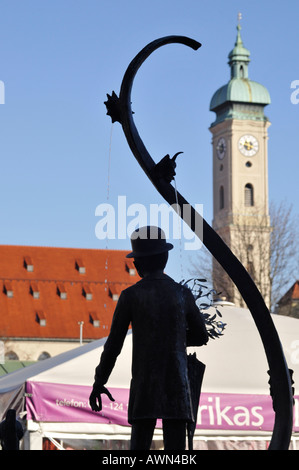 Karl Valentin Fontaine, Blumenstraße et Viktualienmarkt marché, Munich, Bavaria, Germany, Europe Banque D'Images