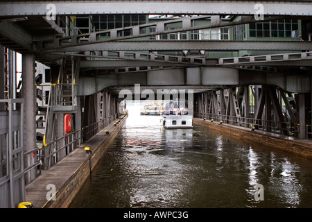 Ship Canal ascenseur Niederfinow à Brandebourg, Allemagne, Europe Banque D'Images