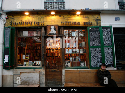 Shakespeare and Company, libraire à Paris, France, Europe Banque D'Images