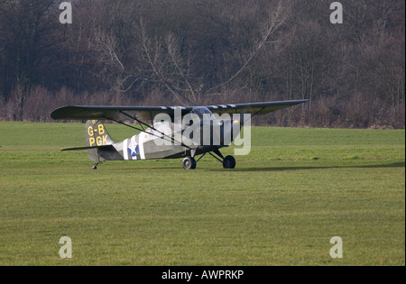 Aeronca 7AC-BPGK Champion G @ roulage Netherthorpe Airfield Banque D'Images