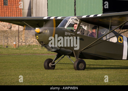 Aeronca 7AC-BPGK Champion G @ roulage Netherthorpe Airfield Banque D'Images