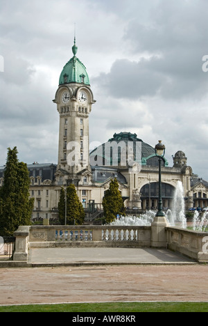 Stock photo la gare de Limoges à Limoges France c'est un emblème de la ville de Limoges Banque D'Images