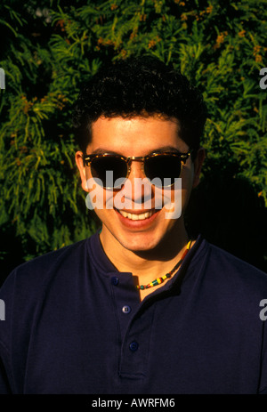 1, l'un, l'américano-mexicaine man, man, jeune homme, Novato, Californie Banque D'Images