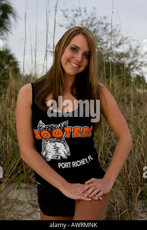 Hooters modèle féminin Banque D'Images