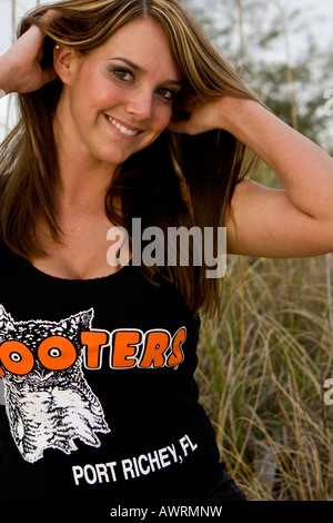 Hooters modèle féminin Banque D'Images