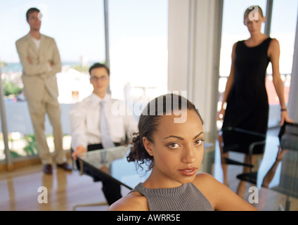 Business people in office, portrait, blurred Banque D'Images