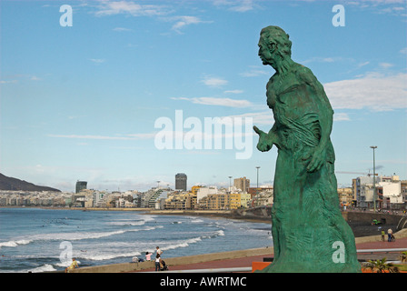 Monument d'Alfredo Kraus, par l'artiste Victor Ochoa, et la plage Playa de las Canteras, à Las Palmas, Gran Canaria island, Espagne Banque D'Images