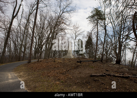 Monument du centenaire, Kings Mountain National Military Park près de Blacksburg en Caroline du Sud 14 mars 2008 Banque D'Images