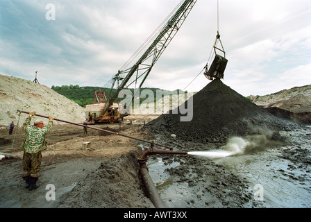 L'exploitation minière en surface ambre Jantarny, Russie Banque D'Images