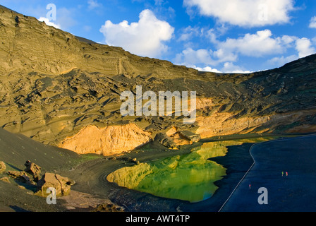 El Golfo, LANZAROTE une lagune volcanique sur la côte ouest de Lanzarote Iles Canaries Espagne Banque D'Images