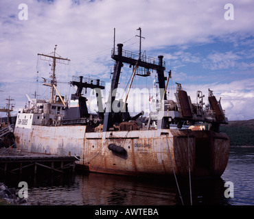 Bateau de pêche russe amarré à Kirkenes Norvège Banque D'Images