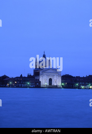 L'église de Palladio Redentore Venise Giudecca nuit à Veneto Ita Banque D'Images