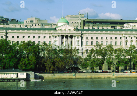 Somerset House et la Tamise Londres Angleterre Banque D'Images