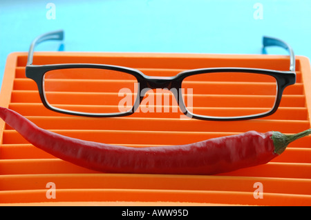 Verres et piment rouge Banque D'Images