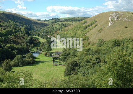 Dale Monsal dans le parc national de Peak District, Derbyshire Banque D'Images
