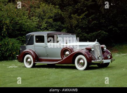 1937 Packard Super Eight 5,2 litre de voiture urbaine. Pays d'origine aux États-Unis. Banque D'Images