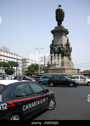 Les carabiniers de la Piazza Garibaldi Napoli Campania - Italie - Europe du Sud Banque D'Images