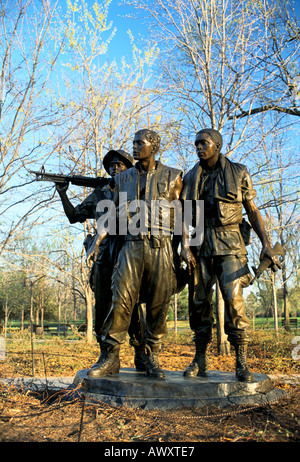 Washington, D.C., USA, le Mall, le Vietnam Veterans Memorial, de la statue de trois soldats par le sculpteur Frederick Hart Banque D'Images