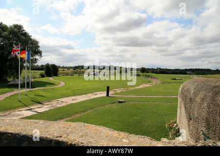 Vue de casement n° 1montrant la route prise dans l'assaut sur la batterie allemande de Merville, Normandie. Banque D'Images