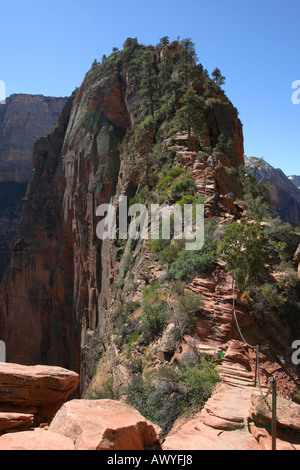 Monolithe imposant au Angel's Landing, Zion National Park, Utah Banque D'Images