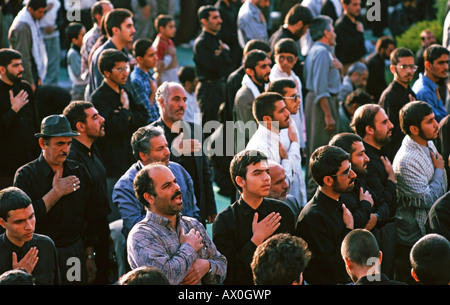 Ashoura rituels, les processions, les pénitents Isfahan, Iran Banque D'Images