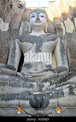 Statue de Bouddha, Wat Si Chum, Parc historique de Sukhothaï, Sukhothai, Thaïlande, Asie du Sud, Asie Banque D'Images
