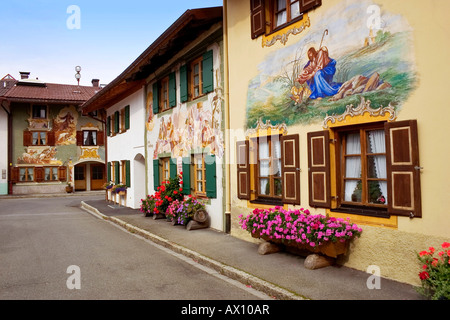 Peintures murales, ville de Mittenwald, Werdenfelser Land, Haute-Bavière, Allemagne Banque D'Images