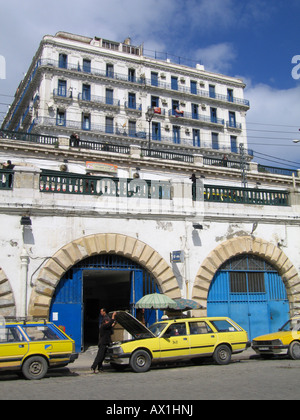 Rampe sur le Boulevard Magenta et Ernesto Che Guervara, Alger, Algérie Banque D'Images