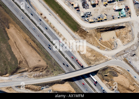 Vue aérienne d'un site de construction et d'autoroute Banque D'Images