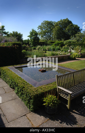 Le JARDIN DE MANOR FARM PAR SOMERSET GARDEN DESIGNER SIMON JOHNSON UK Banque D'Images