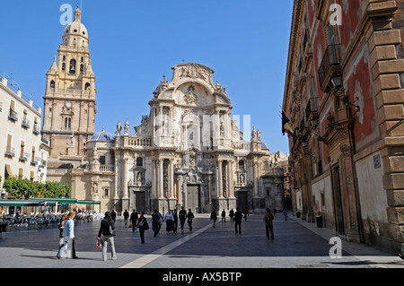 Cathedral, Plaza Cardenal Belluga (Cardinal Belluga Square), Bishop's Palace, Murcia, Espagne, Europe Banque D'Images