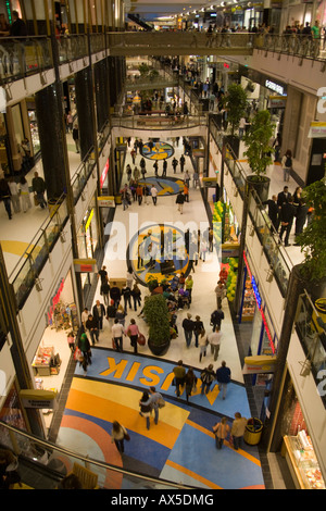 L'intérieur, Alexa Shopping Mall, Berlin-Mitte, Berlin, Germany, Europe Banque D'Images