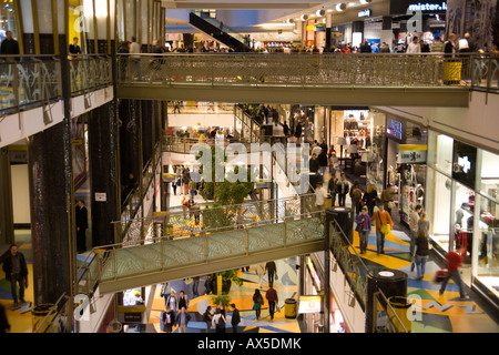 L'intérieur, Alexa Shopping Mall, Berlin-Mitte, Berlin, Germany, Europe Banque D'Images