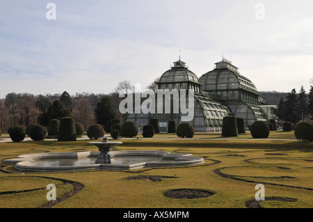 Jardins, Palais de Schönbrunn, Vienne, Autriche, Europe Banque D'Images